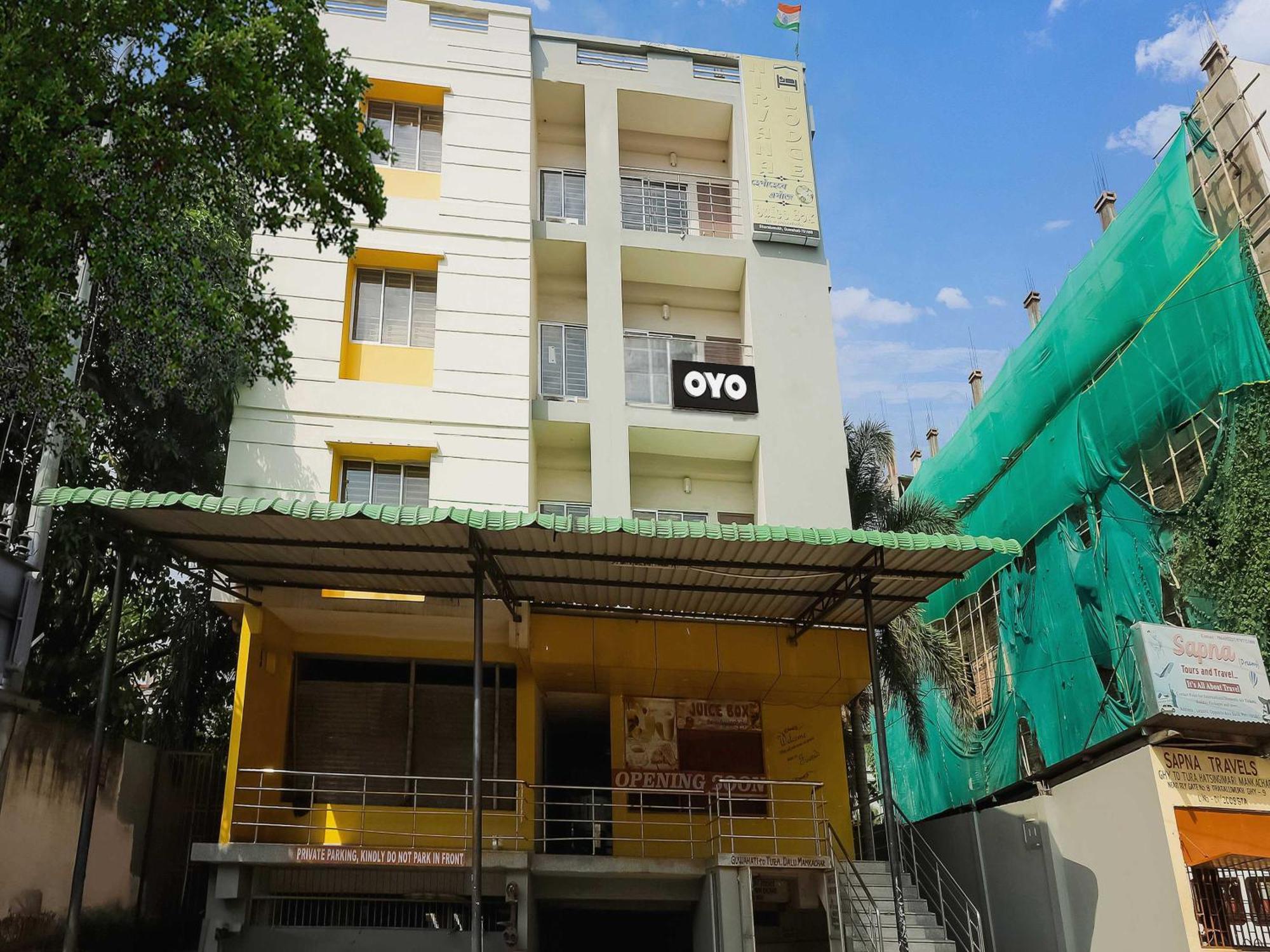 Hotel O Nirvana Lodge Guwahati Exteriör bild